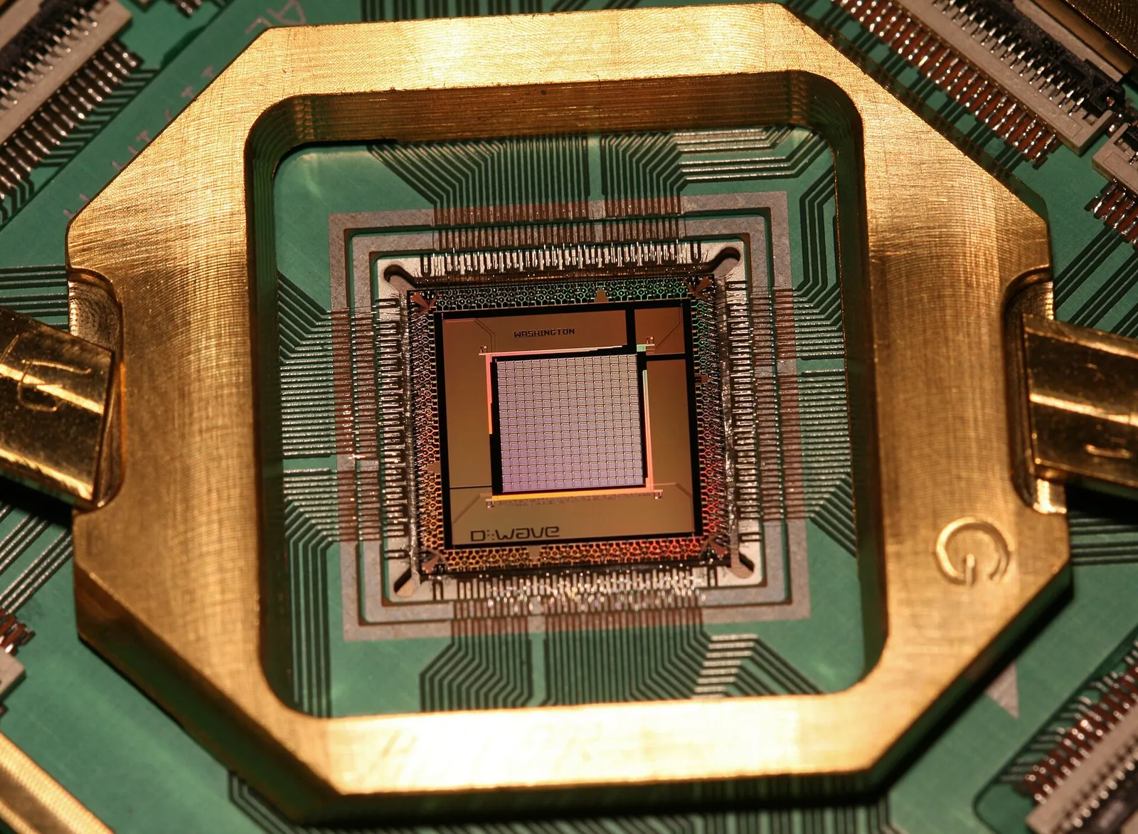 Ein Quantencomputer (Archivbild eines D-Wave-Systems)