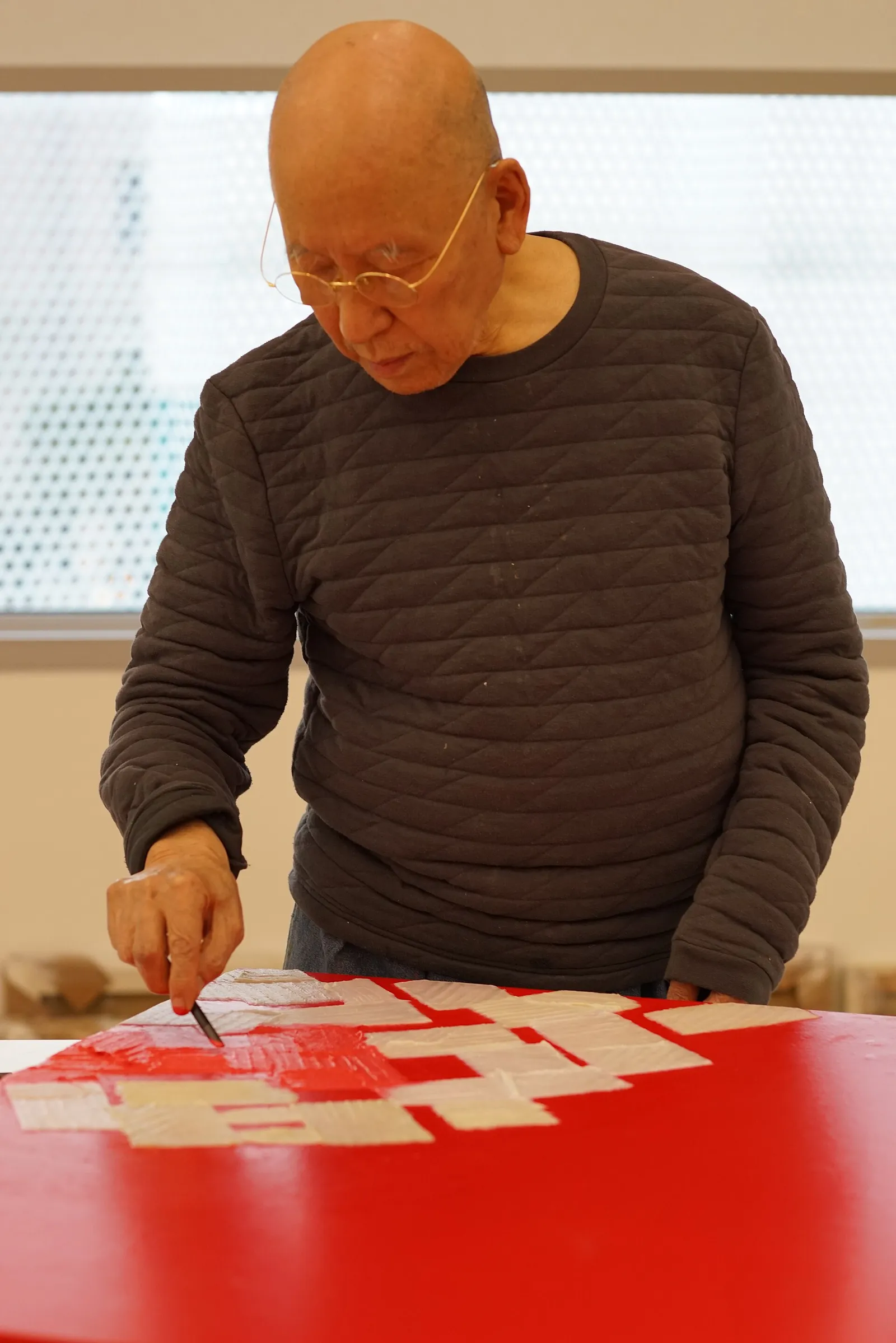 Ein Künstler bei der Arbeit in seinem Atelier (Symbolbild)