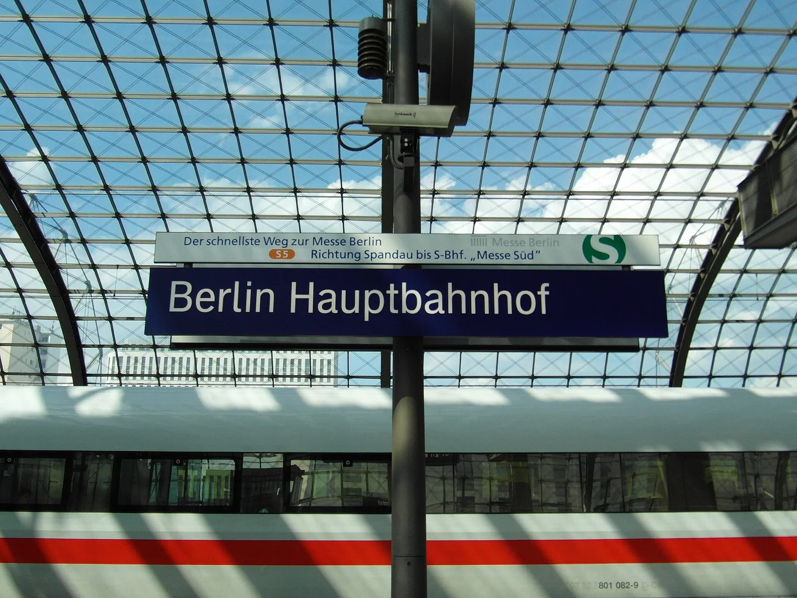 Bahnsteig im Berliner Hauptbahnhof (Symbolbild)