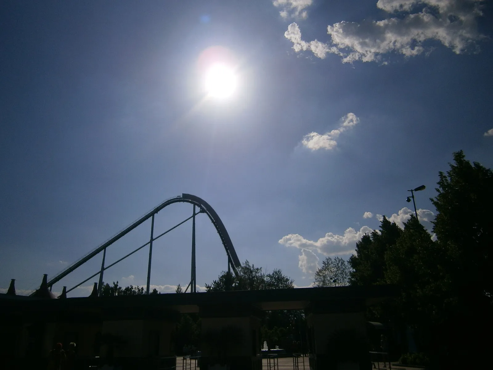 Die Achterbahn Silver Star im Europa-Park (Archivbild)