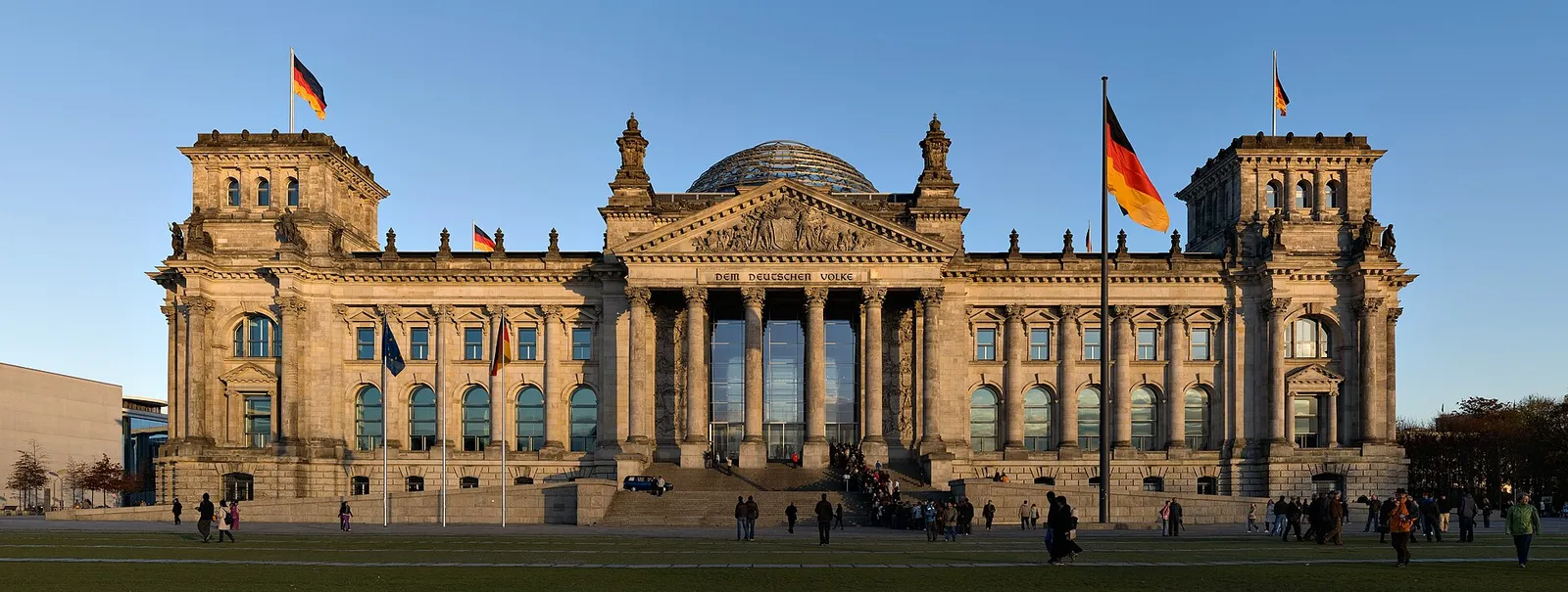 Das Reichstagsgebäude in Berlin, Sitz des Bundestags