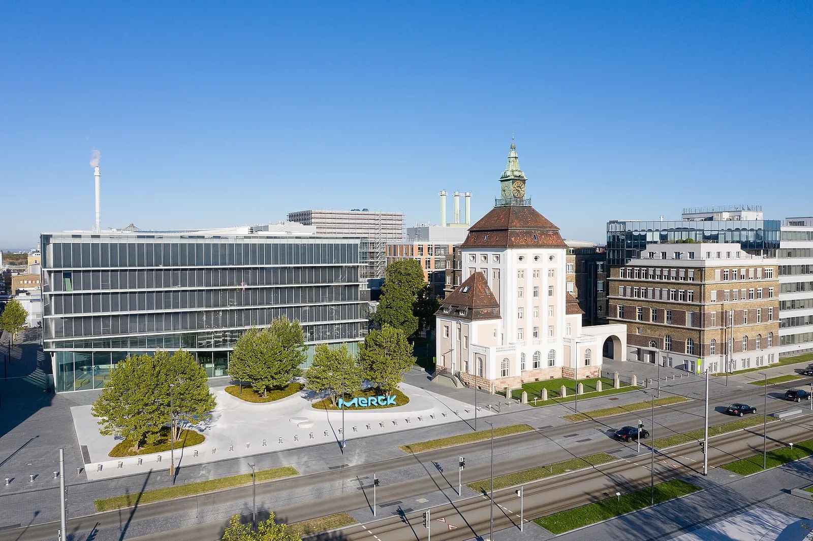 Die Konzernzentrale von Merck in Darmstadt (Archivbild)