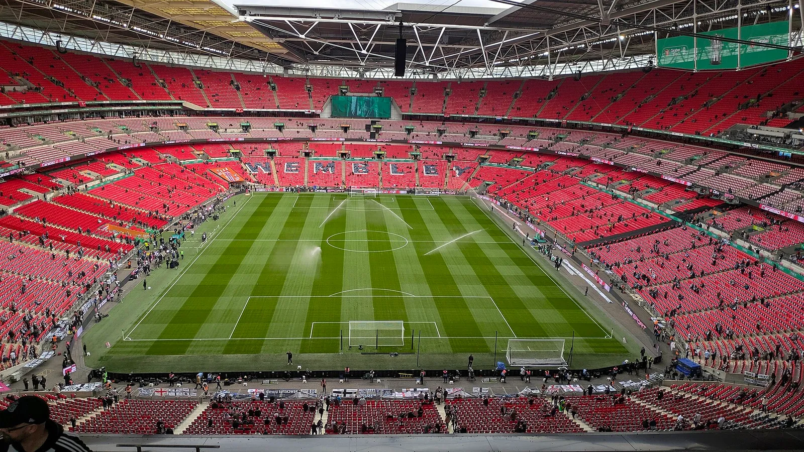 Ein Fußballstadion (Symbolbild)