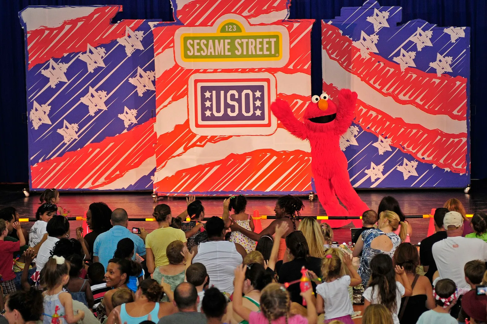 Die Figur Elmo bei einer Sesame-Street-Live-Show (Archivbild)