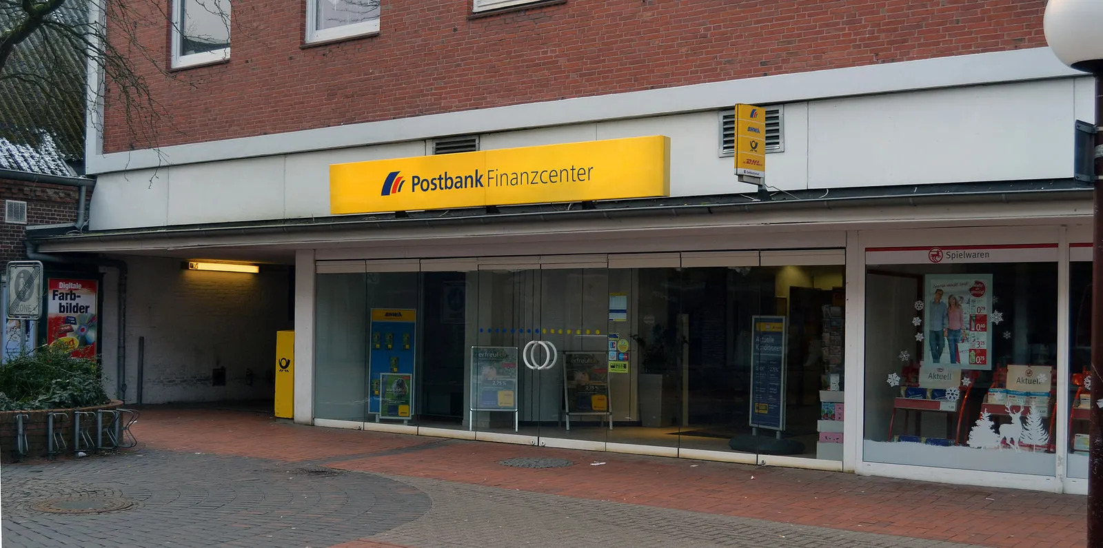 Eine Filiale der Postbank (Symbolbild)