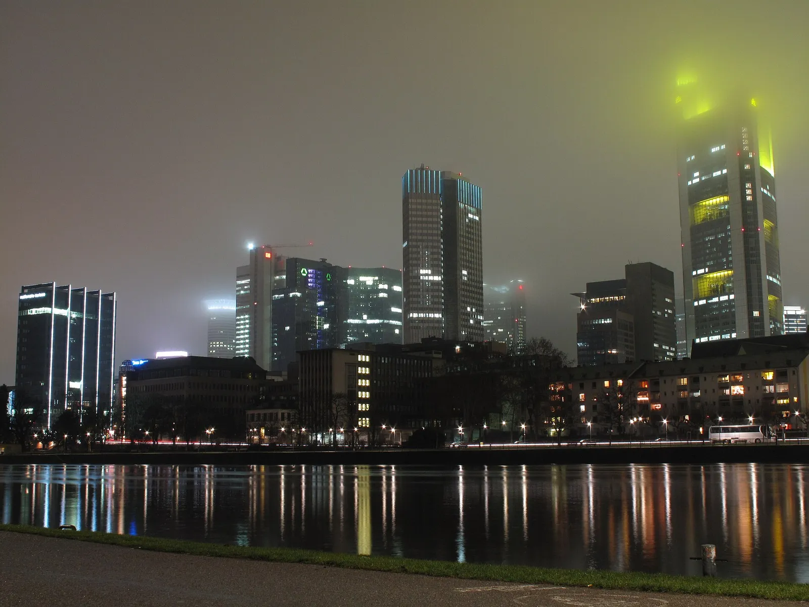 Der Commerzbank Tower in der Frankfurter Skyline (Archivbild)