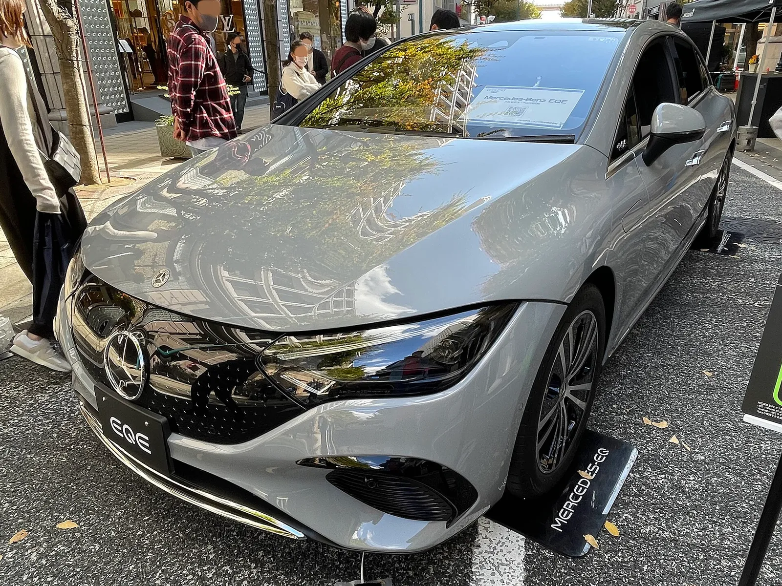Ein vollelektrischer Mercedes-Benz EQE