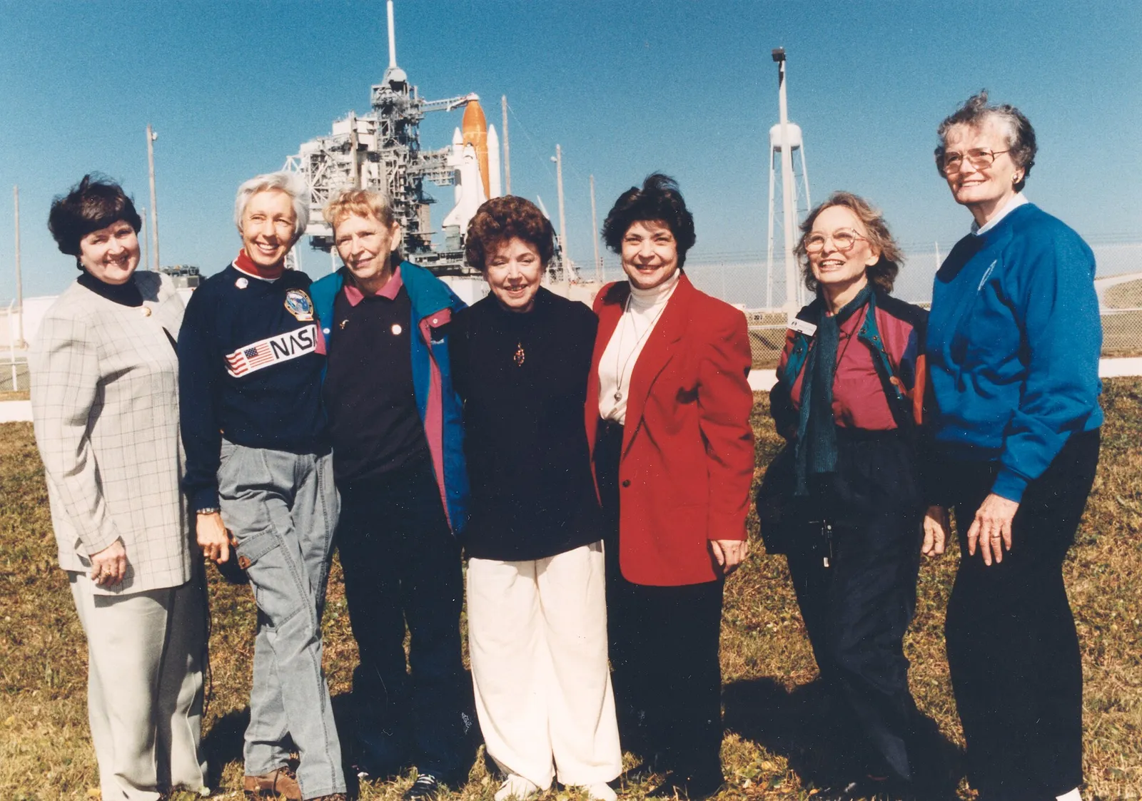 Mitglieder der First Lady Astronaut Trainees bei einem Treffen 1995