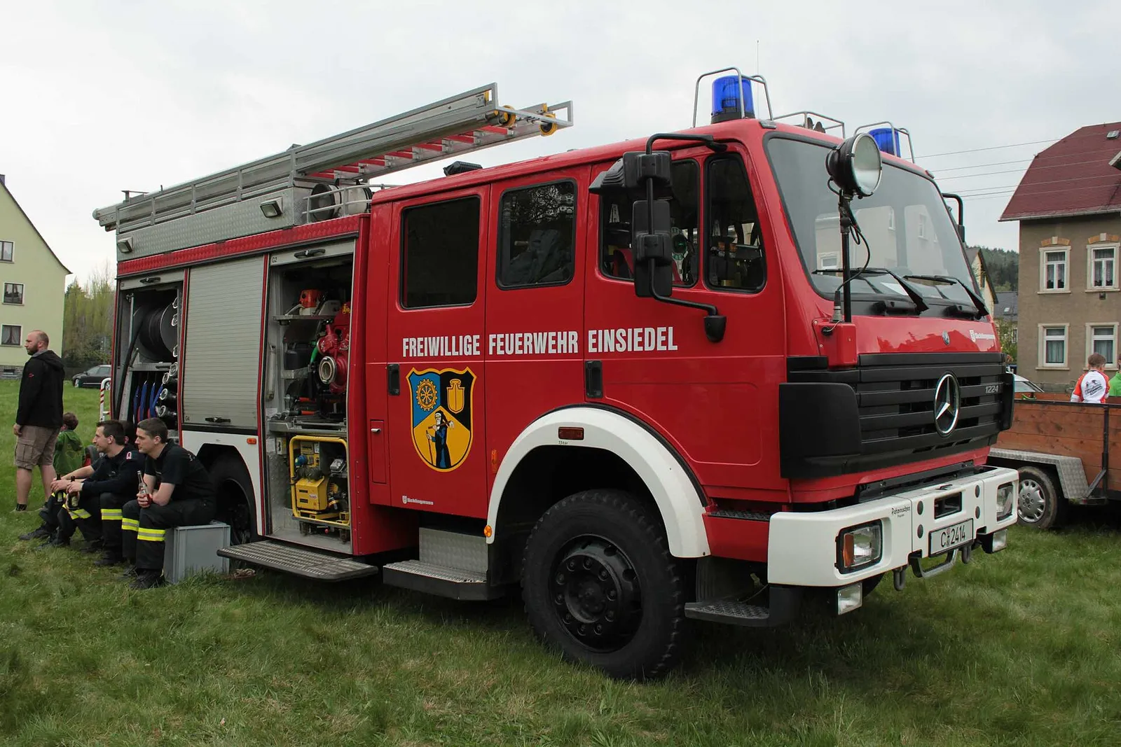 Ein Einsatzfahrzeug der Feuerwehr (Symbolbild)