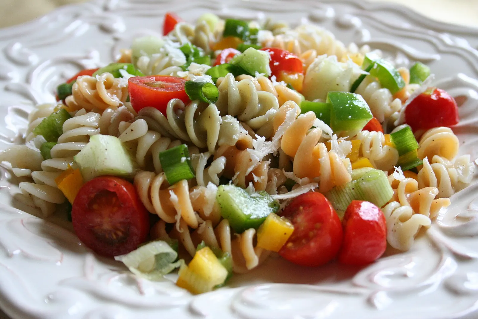 Ein Nudelsalat aus der Nähe (Symbolbild)