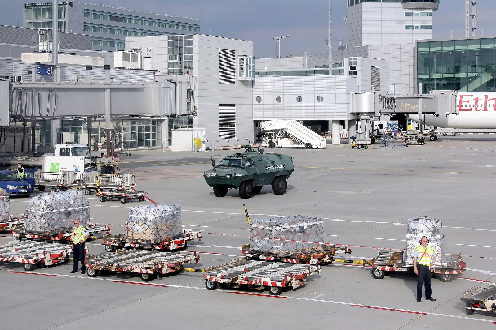 Bundespolizei am Frankfurter Flughafen (Symbolbild)