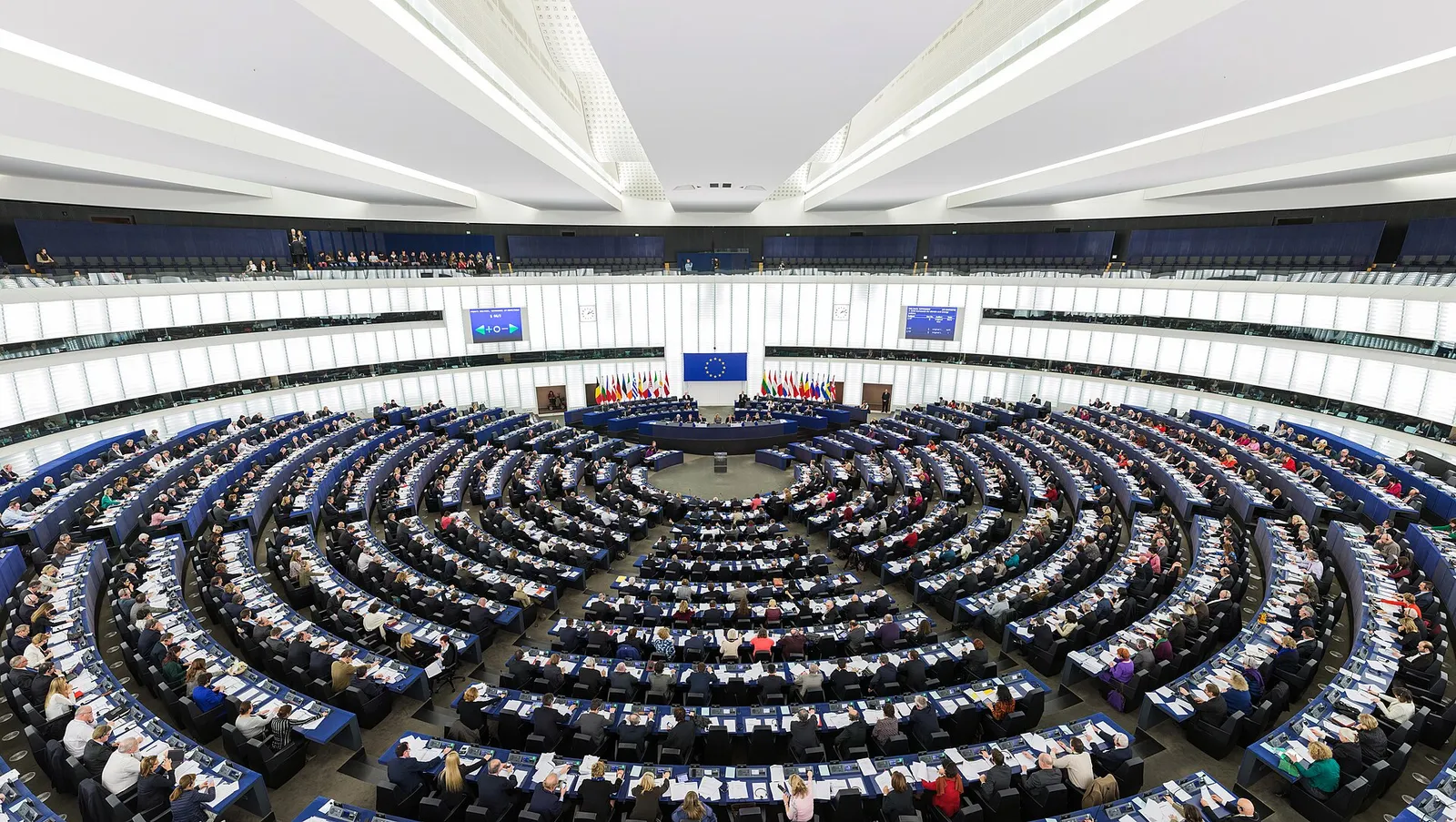 Der Plenarsaal des Europäischen Parlaments in Straßburg (Symbolbild)